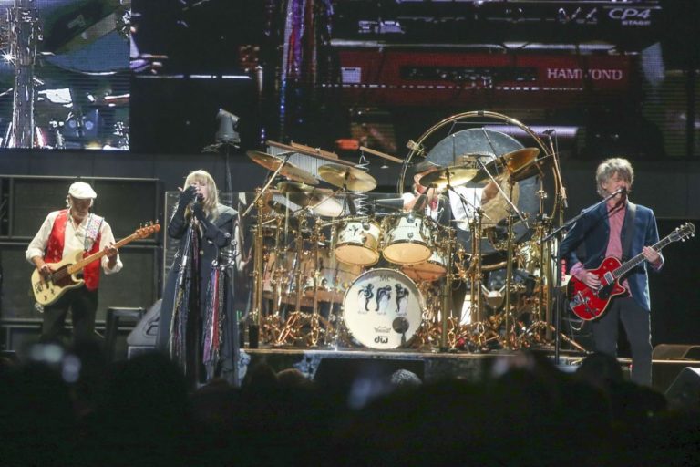 Fleetwood Mac brings rock and roll to the BOK
