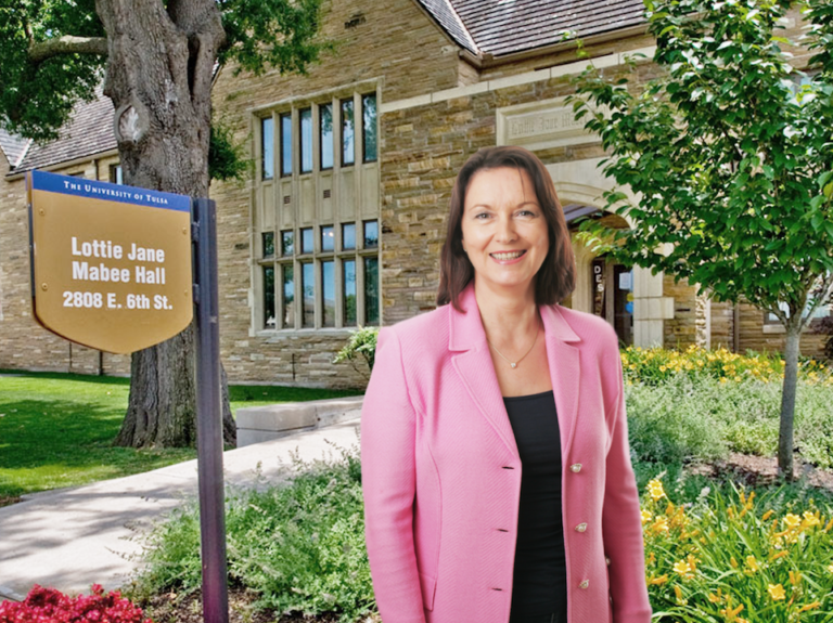 Old woman feels at home in Lottie